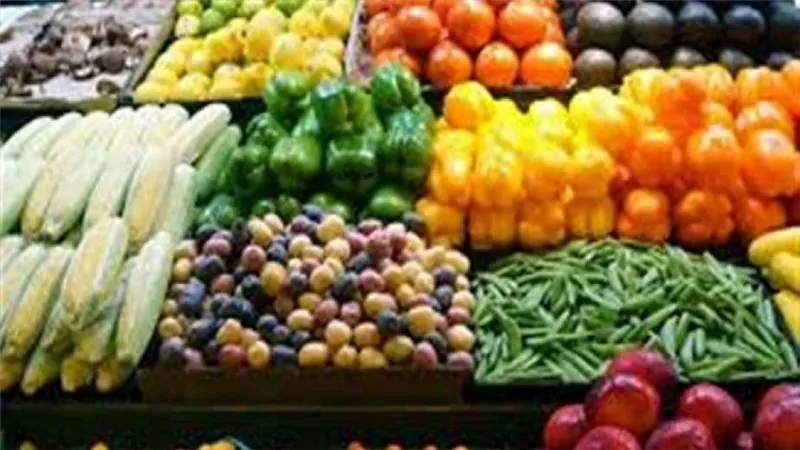 أسعار الخضار والفاكهة بسوق العبور اليوم الأربعاء 6 مايو 2020