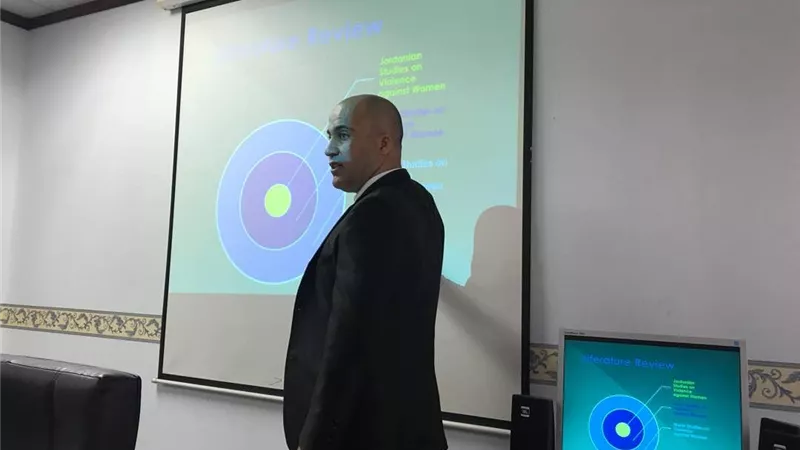 جامعةUKM  الماليزية تناقش أطروحة عن العنف الأسريّ في روايات سناء الشعلان