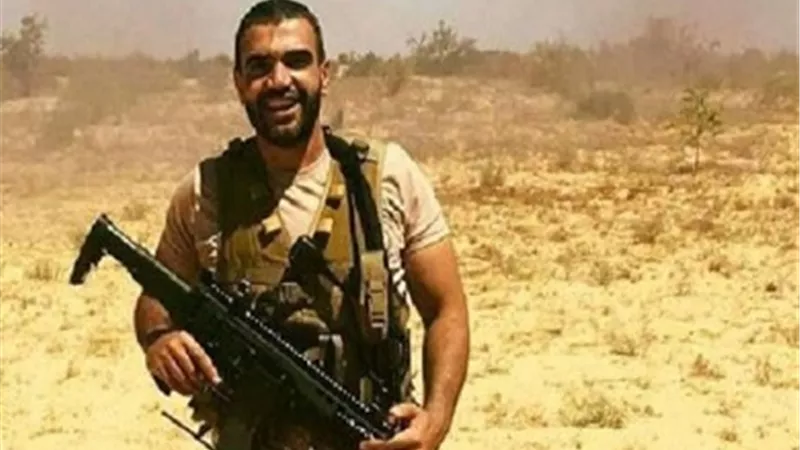 أحد أبطال ملحمة البرث يفجر مفاجأة عن منسي حدثت بعد استشهاده | فيديو