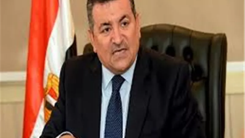 أول تعليق من وزير الاعلام عن امكانية فرض حظر تجوال شامل بعد زيادة اصابات كورونا