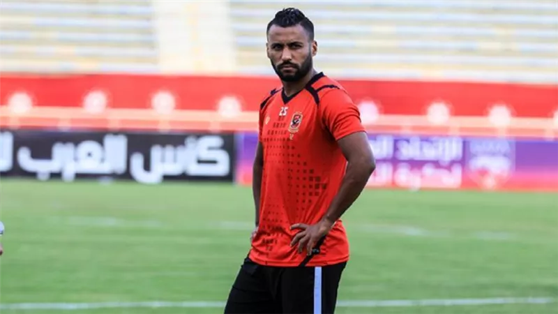 لاعبو الأهلي يحذرون حسام عاشور.. وشوبير يفجر مفاجأة