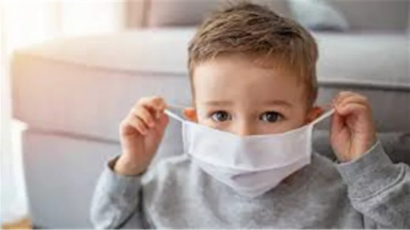 طبيبة تحذر من إرتداء الأطفال الأقل من 4 سنوات للكمامة | فيديو