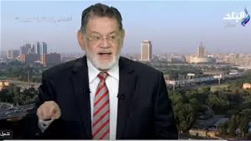 الخرباوي : أمريكي صديق لأوباما يرأس لجنة الإعلام الإخوانية لنشر الأكاذيب | فيديو 