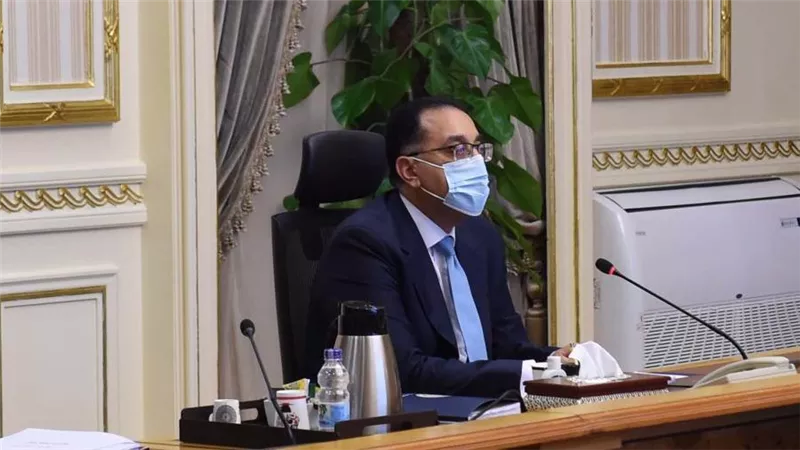 أبرزها تعديل مواعيد الحظر وفتح المساجد والمطاعم .. 6 قرارات هامة لمجلس الوزراء اليوم