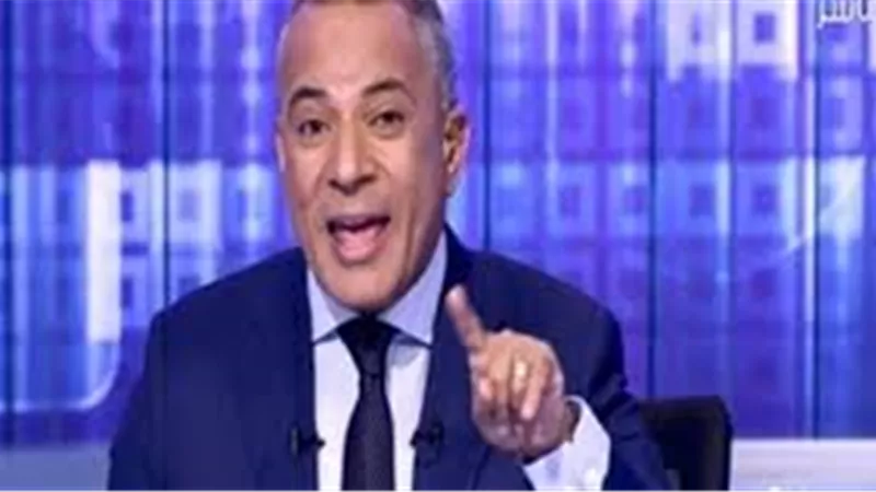 أحمد موسى: طائرات مقاتلة دمرت 9 أهداف فى قاعدة الوطية الليبية | فيديو