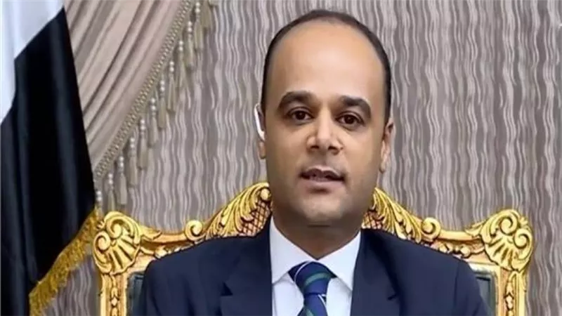 الحكومة للموظفين: تخفيض أعداد العاملين مازال ساريًا وغدًا قرار جديد | فيديو