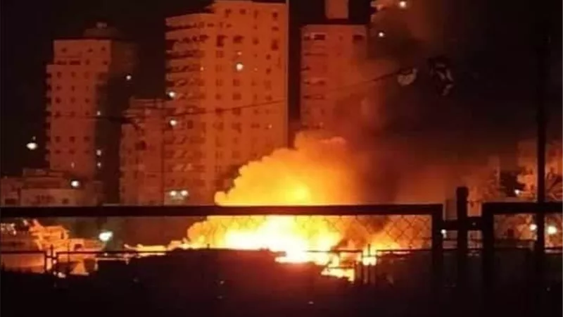 نيابة الجمرك بالإسكندرية تطلب تحريات المباحث عن حريق مسطح السفن
