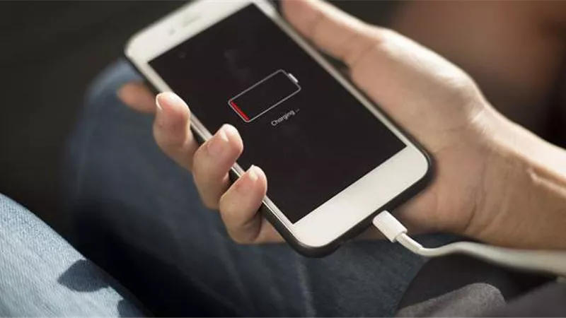 6 إجراءات للحفاظ على شحن هاتفك أطول فترة ممكنة