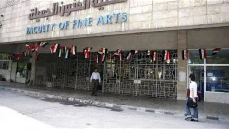 أم تبكي بسبب ابنها المصاب بالتوحد: حصل على 98% بالثانوية ويواجه صعوبة في الالتحاق بالفنون الجميلة | فيديو