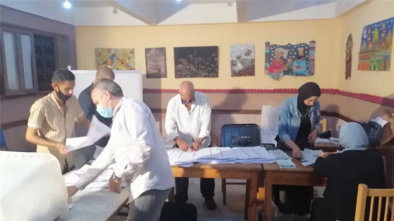 اغلاق لجان التصويت في انتخابات الشيوخ وبدء الفرز