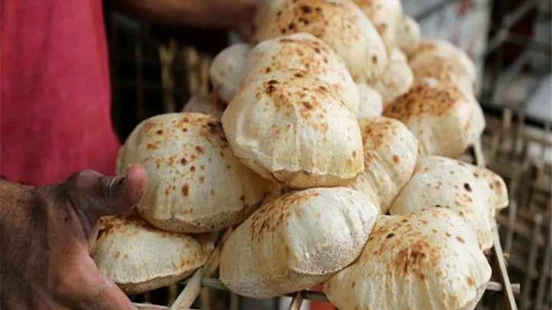 عضو النواب: وزير التموين لا يملك حق قرار تخفيض حجم الرغيف | فيديو