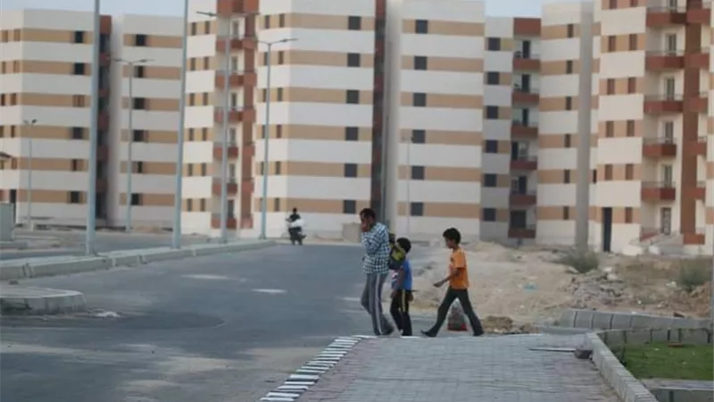 مئات المواطنين من سكان العبور الجديدة يتقدمون بشكوى لرئاسة الوزراء | فيديو وصور
