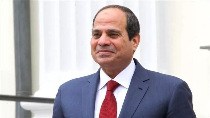 كامل الوزير: السيسي يوجه بإلغاء المعديات وإقامة كباري حفاظا على أرواح المواطنين | فيديو