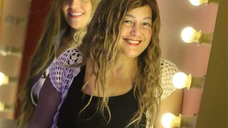 فاتن الحلو تخصص مقاعد مجانية للصحفيين 