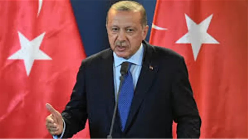 أحمد موسى: تهديدات أردوغان بـ «محو اليونان» بلا قيمة وتراجع كعادته | فيديو