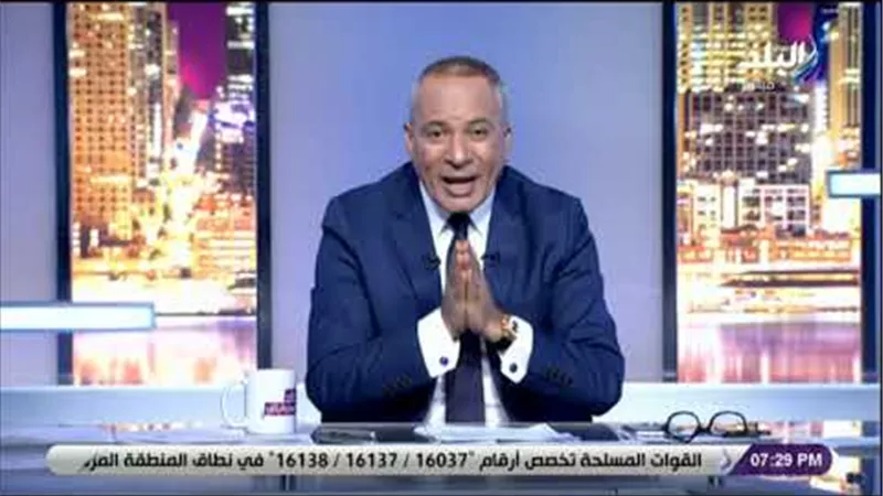 أحمد موسى: «مافيش غير أعضاء الإرهابية اللي شايفين الناس بالشارع » | فيديو