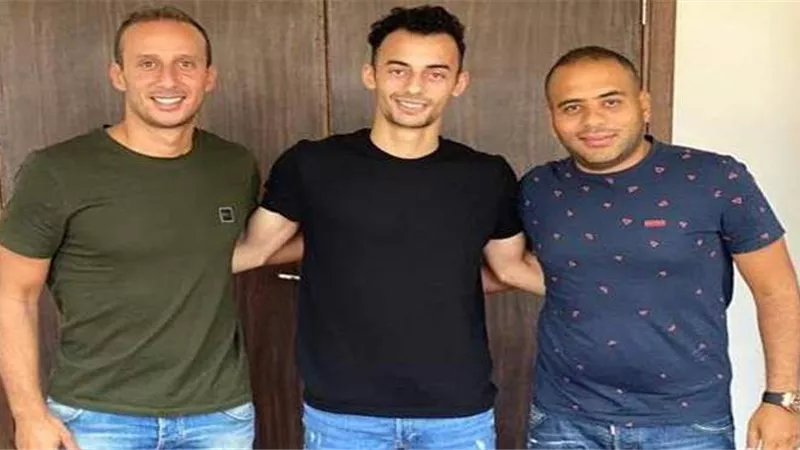 تفاصيل استعادة الاهلي مهاجمه الهارب من التشيك
