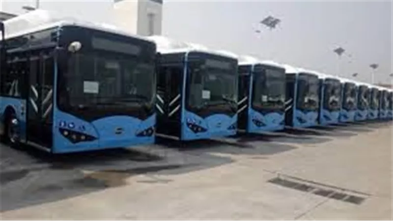 الحكومة تحسم الجدل حول زيادة أسعار تذاكر أتوبيسات النقل العام