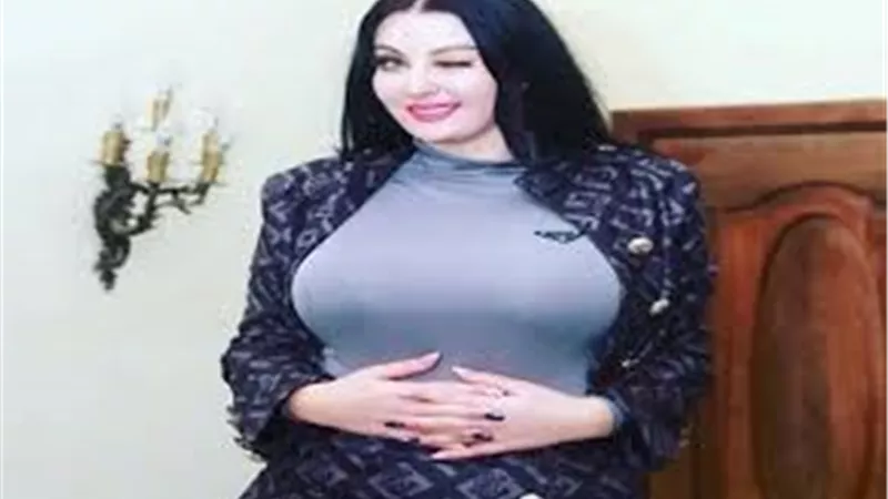 هربت من تجارة الجنس واتهمت باهانة الإسلام.. أسرار صادمة عن الراقصة صاحبة أشهر فضيحة بالساحل الشمالي