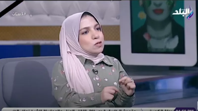 أول مصممة أزياء لقصار القامة: الفكرة جاءت بعد معاناتي في شراء ملابسي | فيديو