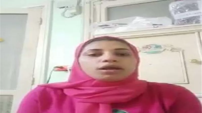أخويا تحرش بيا ونام معايا.. فتاة تفضح أسرتها وتكشف تفاصيل صادمة | فيديو 