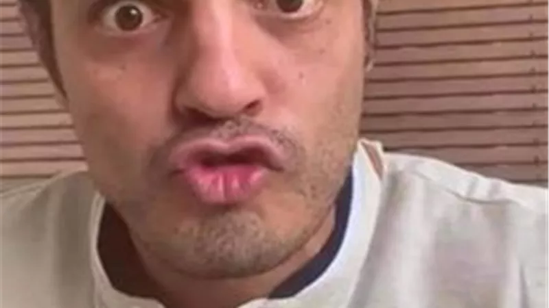 شاهد.. نجلة الهارب محمد علي تسب جدها: «انت مش راجل ومعندكش دم.. يا عيلة زبالة»