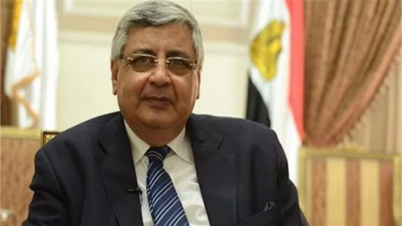 مستشار الرئيس يكشف حقيقة تصريحاته عن لقاح الإنفلونزا الموسمية | فيديو