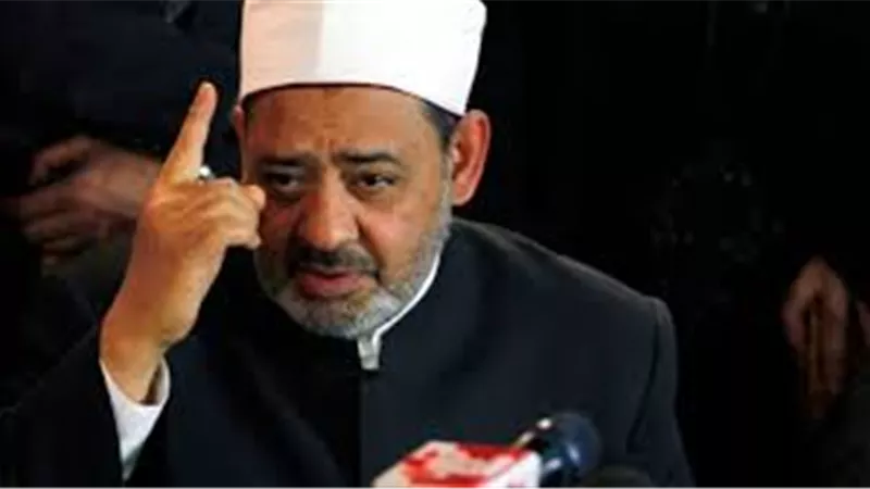 بثلاث لغات.. رد ناري من شيخ الأزهر على الهجوم ضد الإسلام