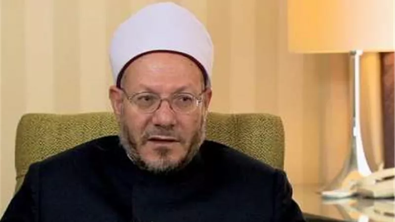 المفتي: النقاب قضية اجتماعية وليست دينية ولا علاقة له بالنص الشرعي | فيديو