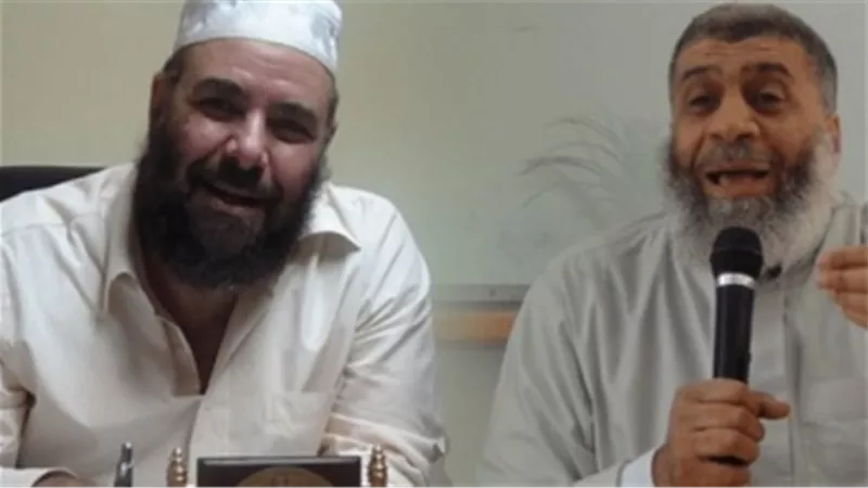 صحفي عائد من قطر: مقالات الزمر وعبد الماجد تحمل رسائل مشفرة ضد مصر | فيديو