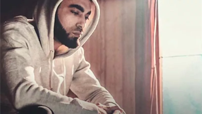 منظمة الحق تتضامن مع الشاب المصري في النمسا