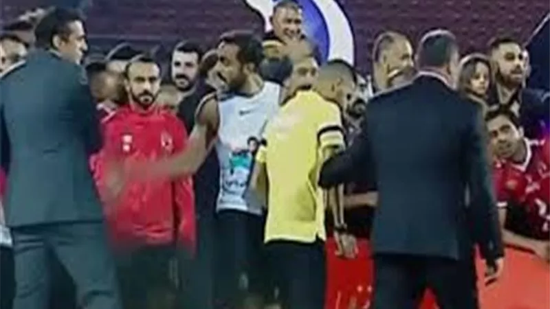 عضو اتحاد الكرة ينتقم.. قرار صادم ضد كهربا بعد خناقته مع محمد فضل