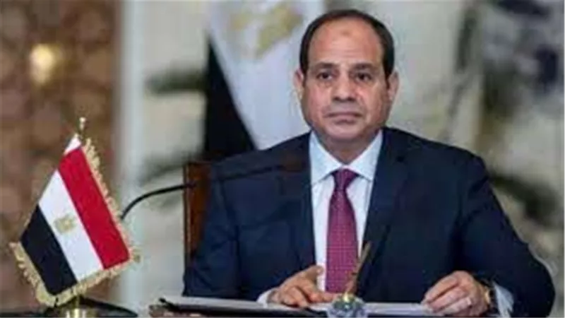 السيسي يستجيب لأحد المواطنين ويقدم له هدية خاصة | فيديو