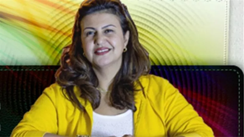 خبيرة طاقة تحذر من وضع سلة القمامة أمام بابا الشقة لهذا السبب | فيديو