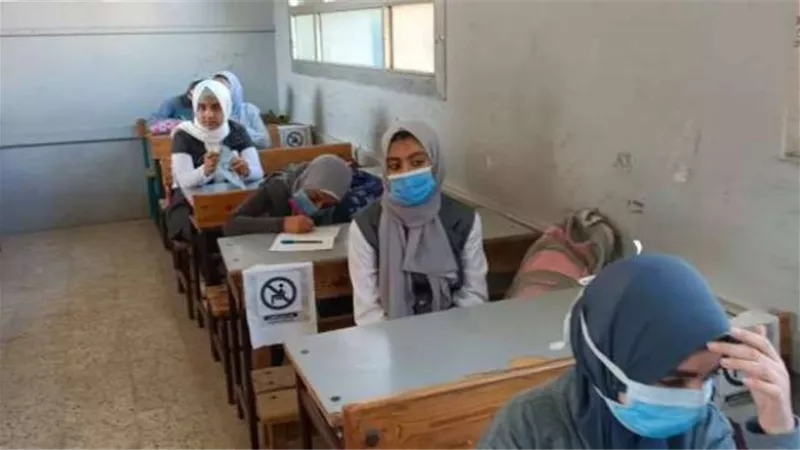 الحقيقة الكاملة عن فرض التعليم غرامة 4 آلاف جنيه على أولياء الأمور لهذا السبب