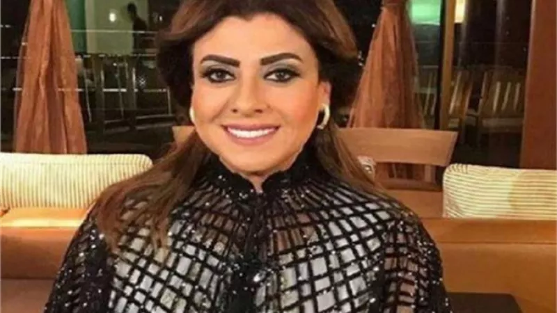 بعد شفائها ... نشوى مصطفى تطلب طلبا غريبا من طبيب عالجها من كورونا | فيديو