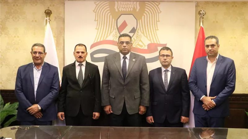 عمرو منصور أمينا لحزب المصريين بالدقهلية.. ومحمد سعيد لأمانة مطروح