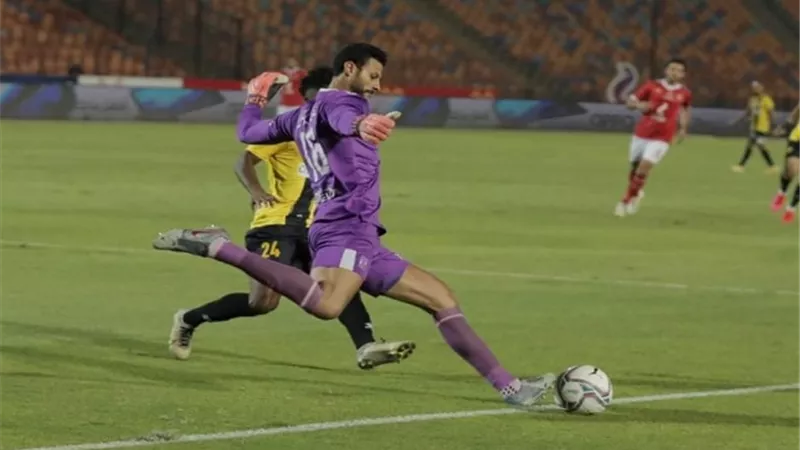 الشناوي يثير رعب جماهير الأهلي قبل مباراة الزمالك في نهائي إفريقيا | صور