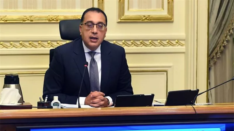 توجيه جديد من رئيس الوزراء بشأن تخفيض ساعات العمل لمواجهة كورونا