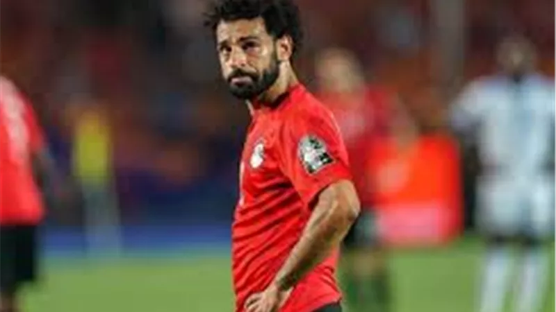 صدمة كبيرة .. ماذا يعني استمرار إصابة محمد صلاح بـ كورونا ؟ 
