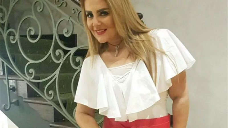 رانيا محمود ياسين تطلب من الجمهور الدعاء لها