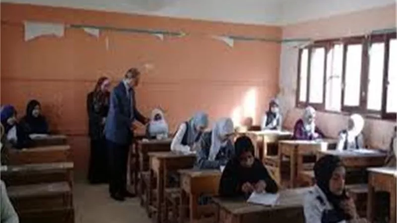 رسميا .. التعليم تحسم الجدل حول إغلاق المدارس وتأجيل امتحانات نصف العام الدراسي