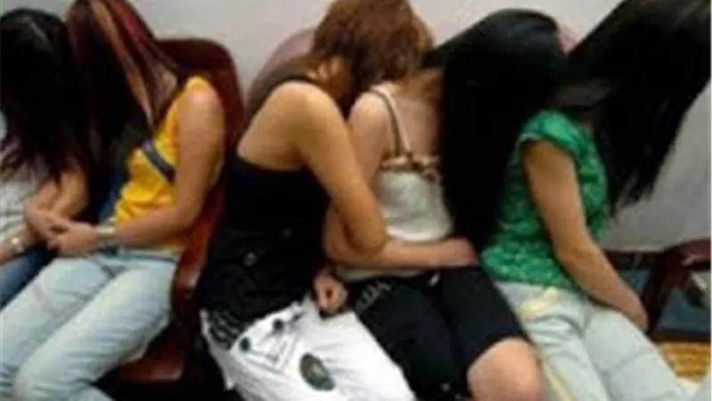 تفاصيل مثيرة عن سقوط 4 سيدات لاستقطابهن راغبي المتعة الحرام بهذه الطريقة