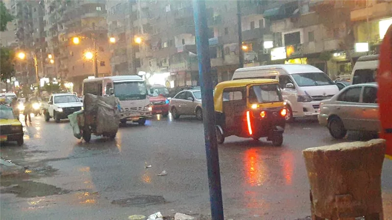 لا تحملوا مواد معدنية .. الأرصاد تطلق تحذيرا خطيرا لسكان هذه المحافظات | فيديو