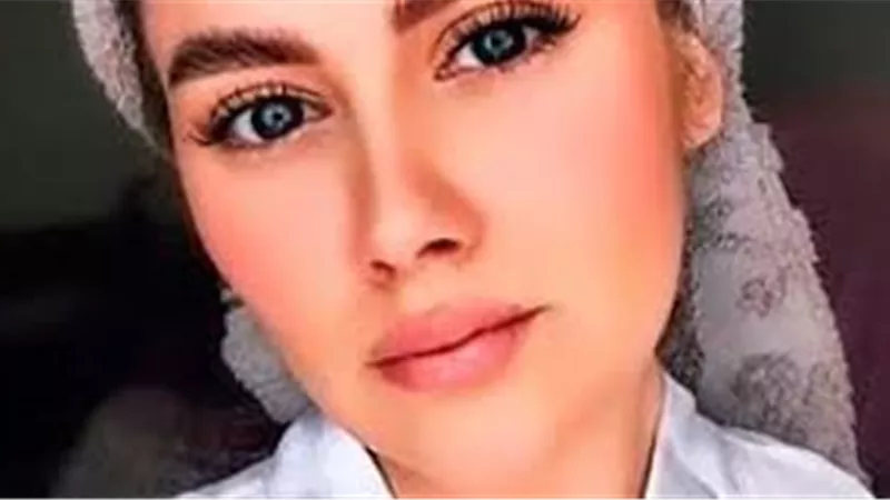 حادث مأساوي.. شاحن موبايل ينهي حياة شابة أثناء الاستحمام