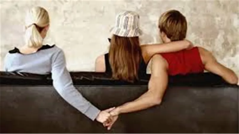 السبب صادم .. زوج يخدر زوجته بمساعدة عشيقته