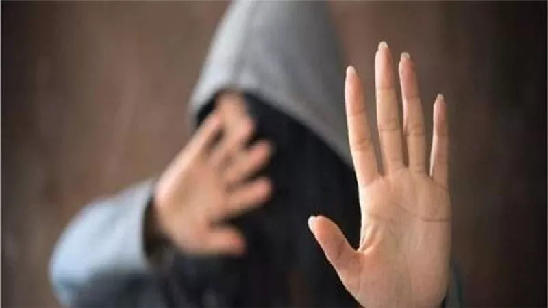 تفاصيل مثيرة..عقوبات تأديبية لمسئول تعدى على زميلته فى حمام الجامعة