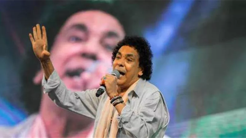 بيان عاجل من نقابة المهن الموسيقية عن الحالة الصحية لمحمد منير