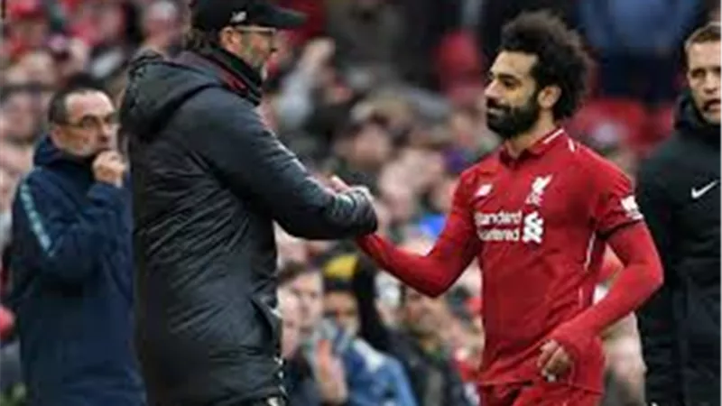 قطع حبال الود.. تفاصيل صدام حاد بين محمد صلاح وكلوب في ليفربول