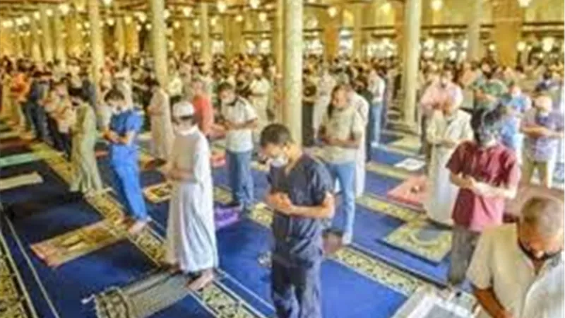 بعد سلالة كورونا الجديدة.. الأوقاف تحسم الجدل بشأن إغلاق المساجد | فيديو